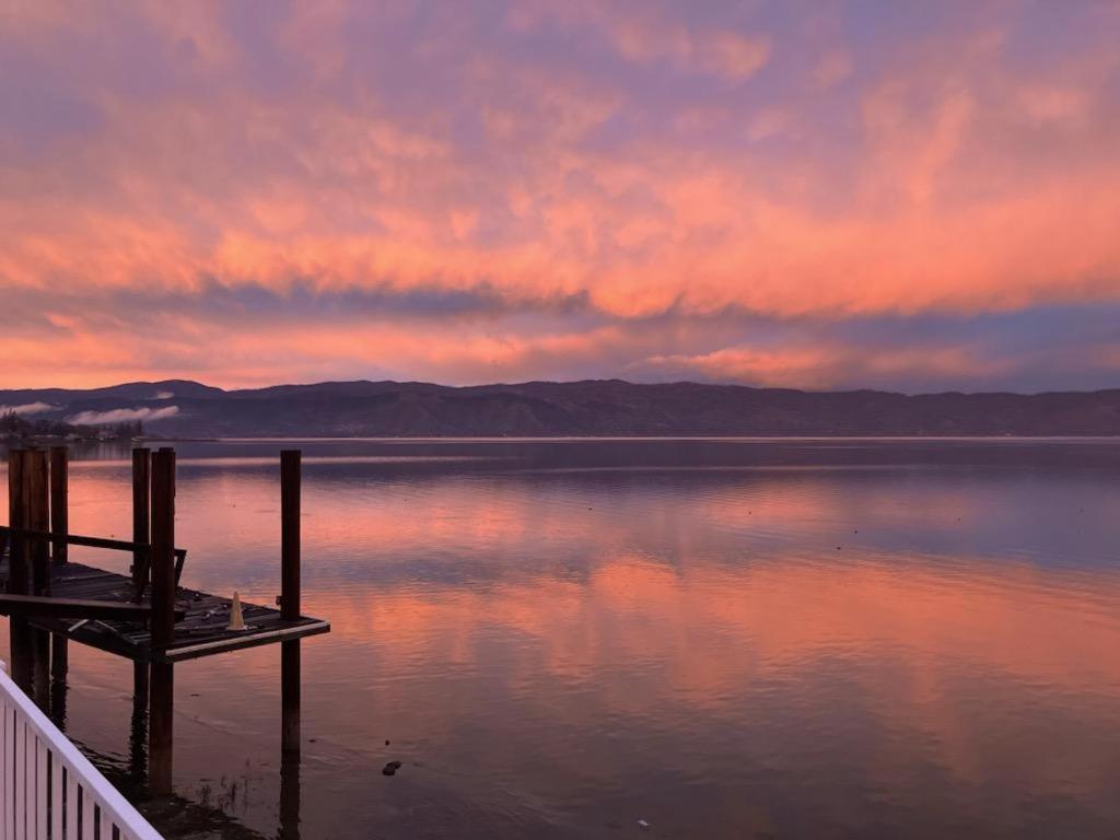 Lake Front Resort Lakeport Buitenkant foto